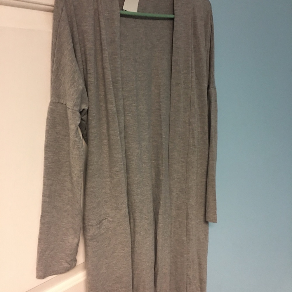 Anthropologie Lemon gray long sleeves robe Sz.S